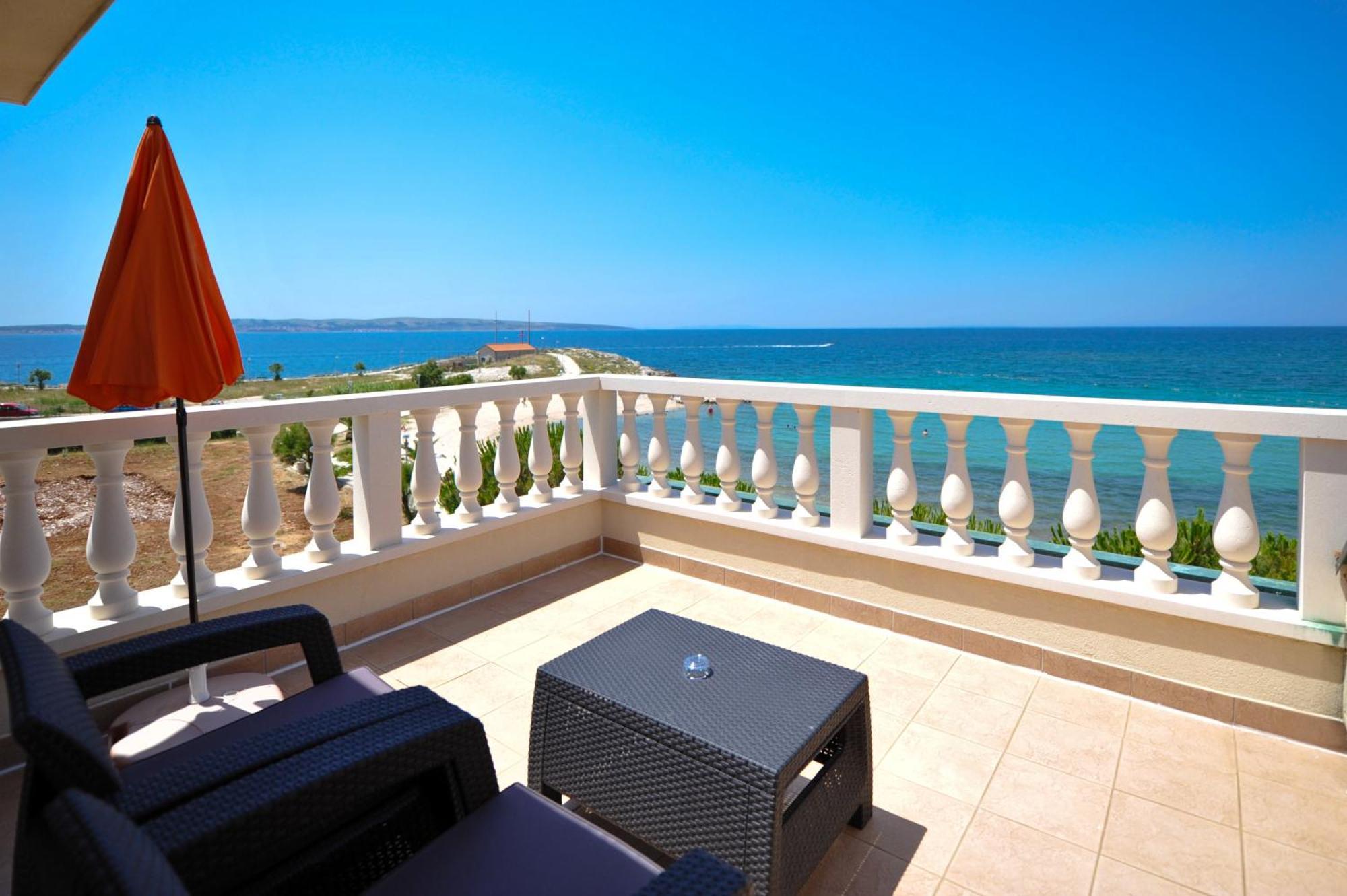 Kastel 4*