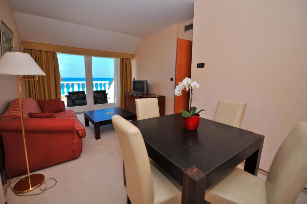 Kastel Hotel 4*